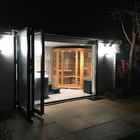 Stunning Cottage With A Private Hot Tub And Sauna In Norfolk Ref 99003Ac Lessingham 外观 照片